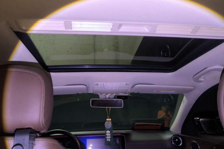 Used Mercedes-Benz E-Class 2016 E 200 L Headliner