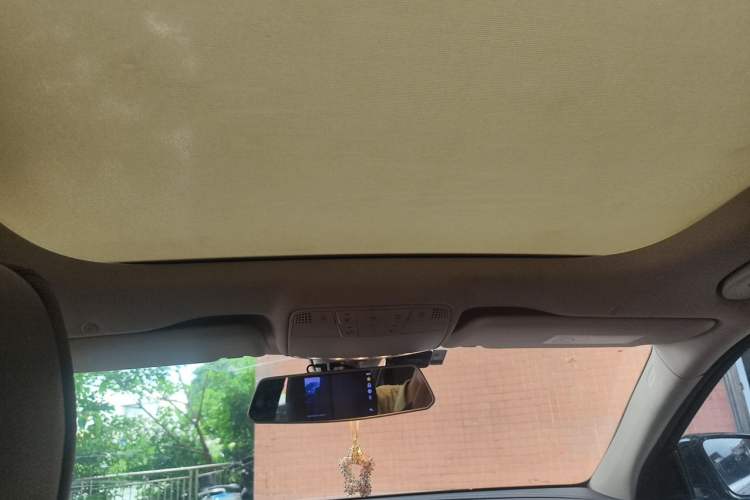 Used Mercedes-Benz E-Class 2016 E 200 L Sport Edition Headliner