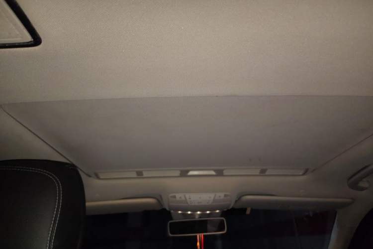 Used Mercedes-Benz E-Class 2016 E 300 L Stylish Model Headliner