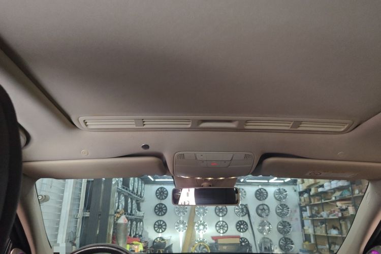 Used Mercedes-Benz E-Class 2016 E 300 L Stylish Model Headliner