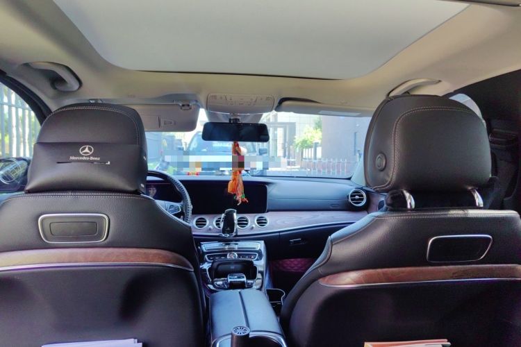 Used Mercedes-Benz E-Class 2016 E 300 L Luxury Model Headliner