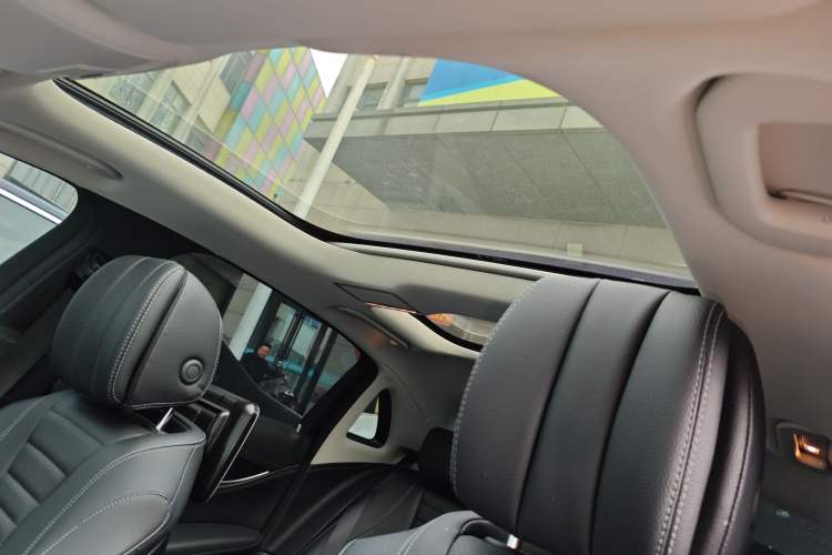 Used Mercedes-Benz E-Class 2016 E 200 L Sport Edition Headliner