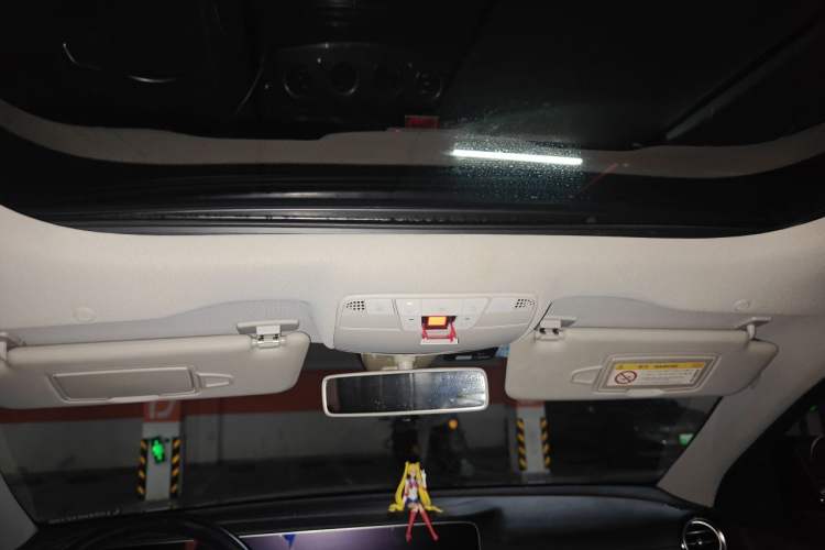 Used Mercedes-Benz E-Class 2016 E 200 L Headliner