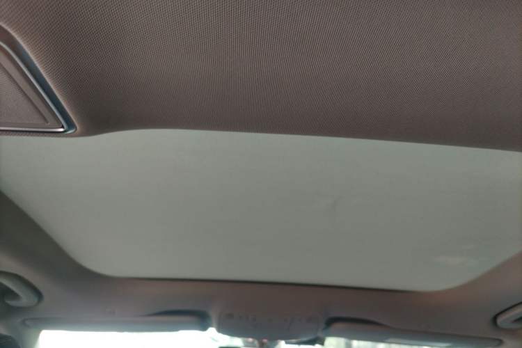 Used Mercedes-Benz E-Class 2016 E 300 L Stylish Model Headliner