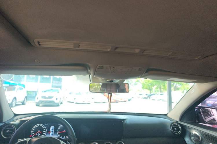 Used Mercedes-Benz E-Class 2016 E 200 L Sport Edition Headliner