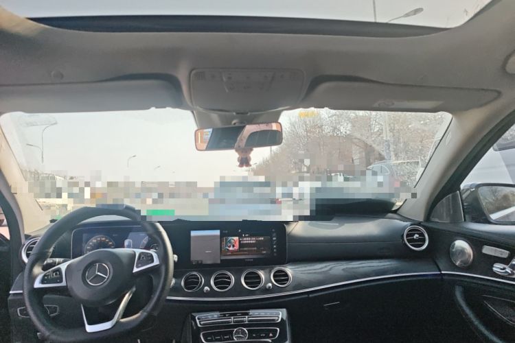 Used Mercedes-Benz E-Class 2016 E 300 L Sporty and Stylish Model Headliner