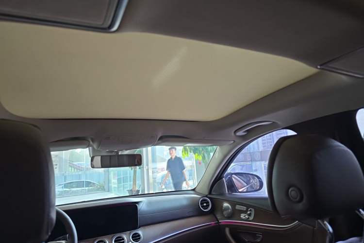 Used Mercedes-Benz E-Class 2016 E 300 L Luxury Model Headliner