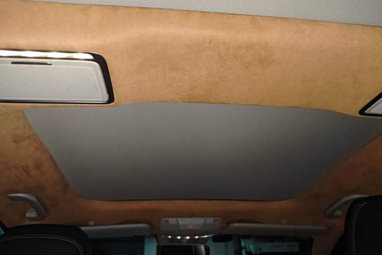 Used Mercedes-Benz E-Class 2016 E 300 L Sport Luxury Model Headliner