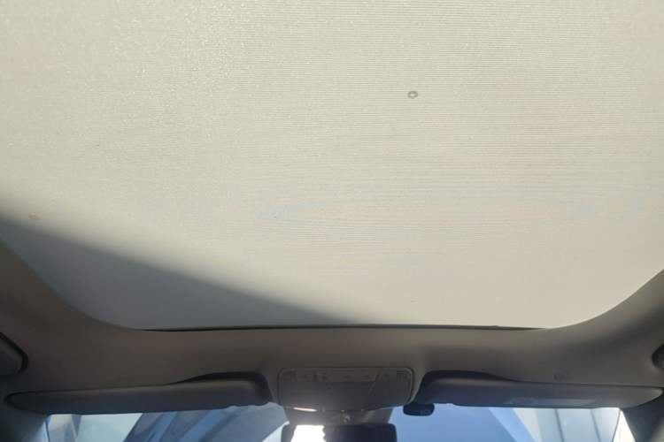 Used Mercedes-Benz E-Class 2016 E 300 L Stylish Model Headliner