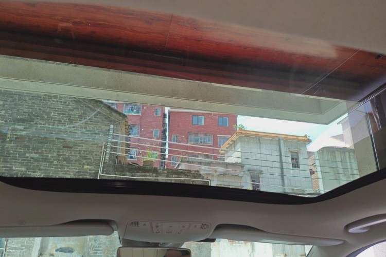 Used Mercedes-Benz E-Class 2016 E 200 L Headliner