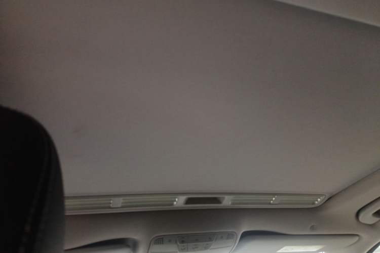 Used Mercedes-Benz E-Class 2016 E 300 L Stylish Model Headliner