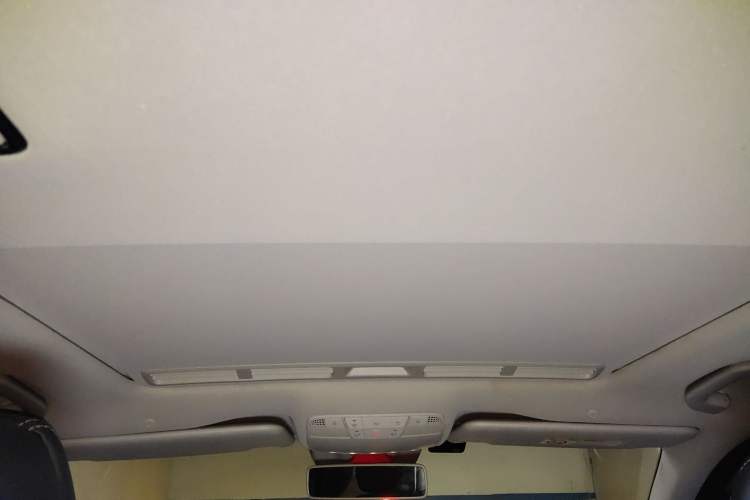 Used Mercedes-Benz E-Class 2016 E 200 L Sport Edition Headliner