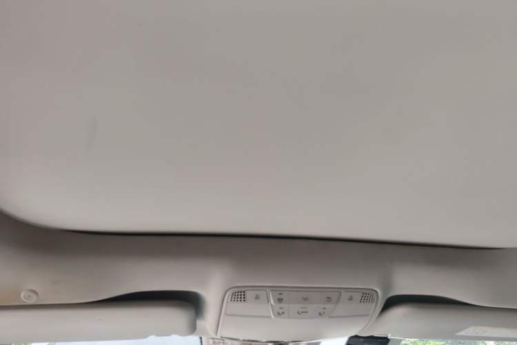 Used Mercedes-Benz E-Class 2016 E 300 L Sport Luxury Model Headliner