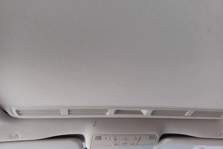 Used Mercedes-Benz E-Class 2016 E 300 L Sporty and Stylish Model Headliner
