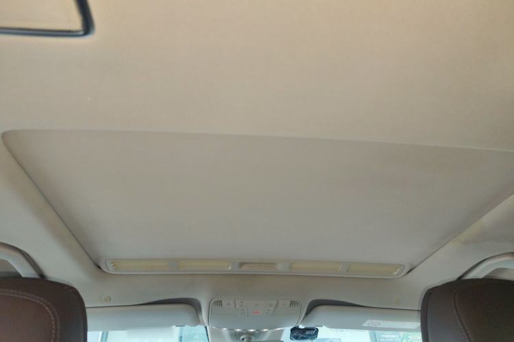 Used Mercedes-Benz E-Class 2016 E 200 L Sport Edition Headliner