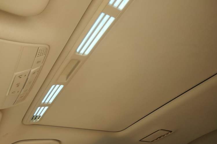 Used Mercedes-Benz E-Class 2016 E 200 L Sport Edition Headliner