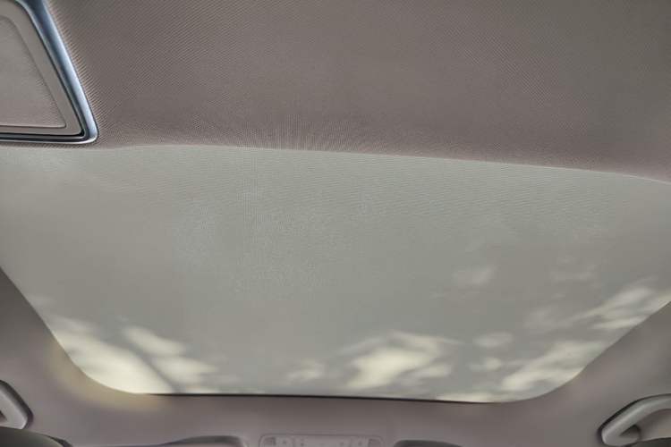 Used Mercedes-Benz E-Class 2016 E 200 L Sport Edition Headliner
