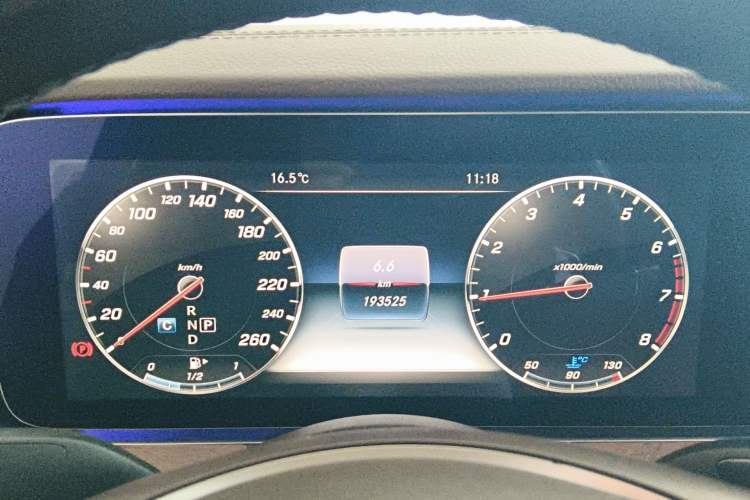 Used Mercedes-Benz E-Class 2016 E 200 L Instrument Cluster