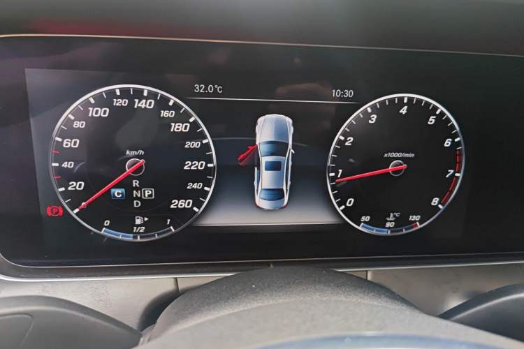 Used Mercedes-Benz E-Class 2016 E 200 L Instrument Cluster