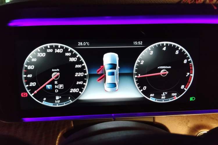 Used Mercedes-Benz E-Class 2016 E 200 L Instrument Cluster