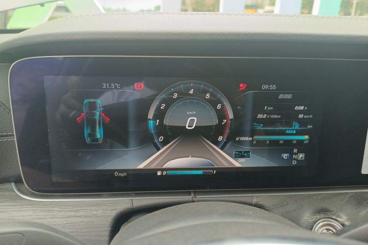 Used Mercedes-Benz E-Class 2016 E 300 L Sporty and Stylish Model Instrument Cluster