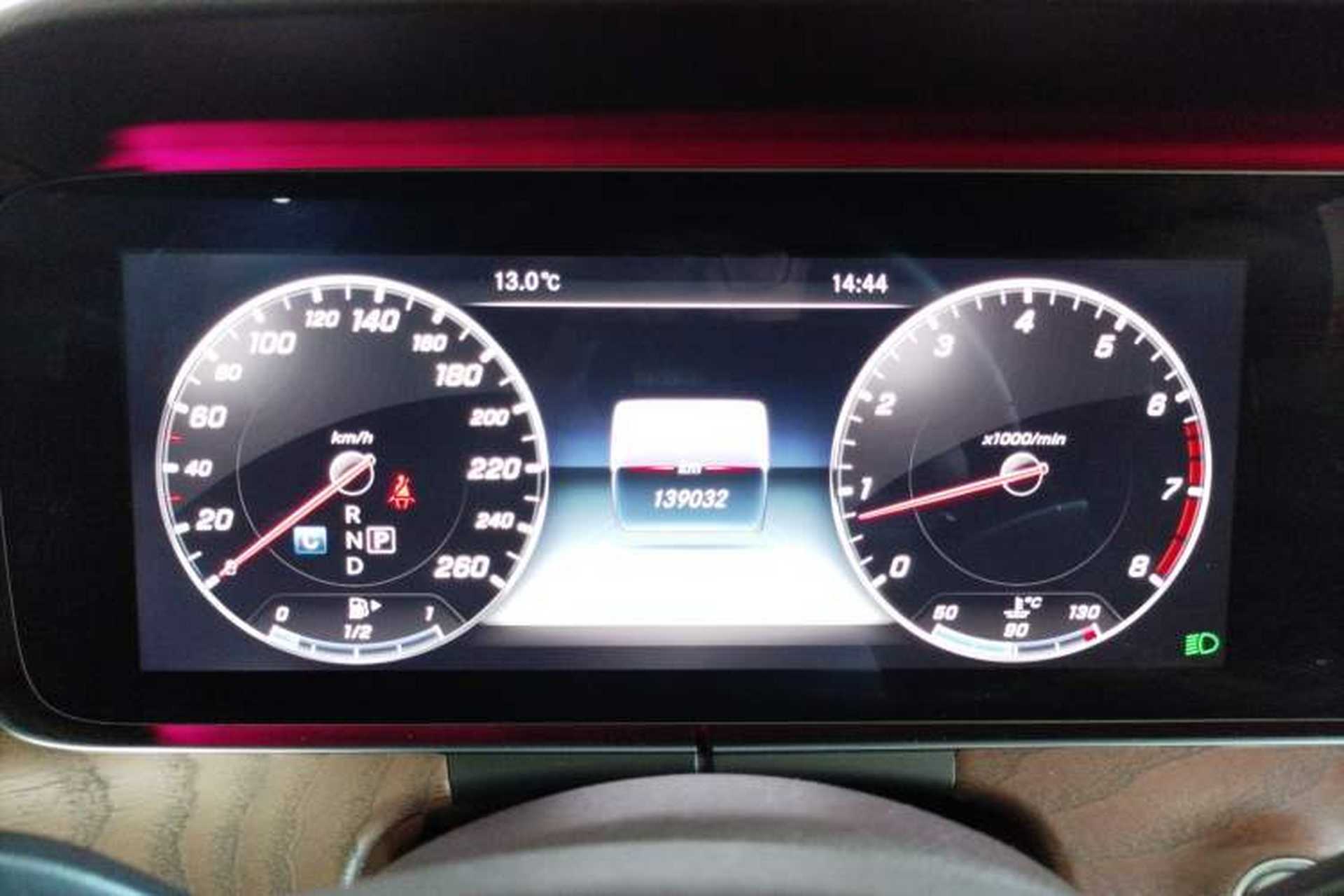 Used Mercedes-Benz E-Class 2016 E 300 L Stylish Model Instrument Cluster