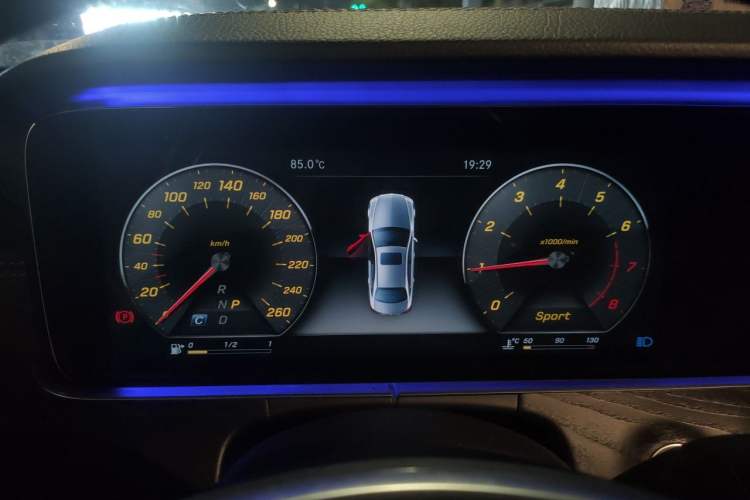 Used Mercedes-Benz E-Class 2016 E 200 L Sport Edition Instrument Cluster