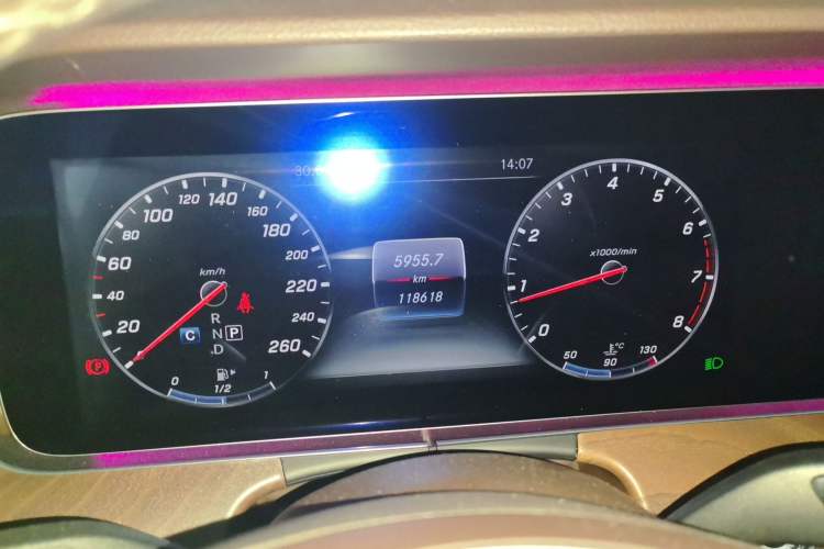 Used Mercedes-Benz E-Class 2016 E 200 L Instrument Cluster