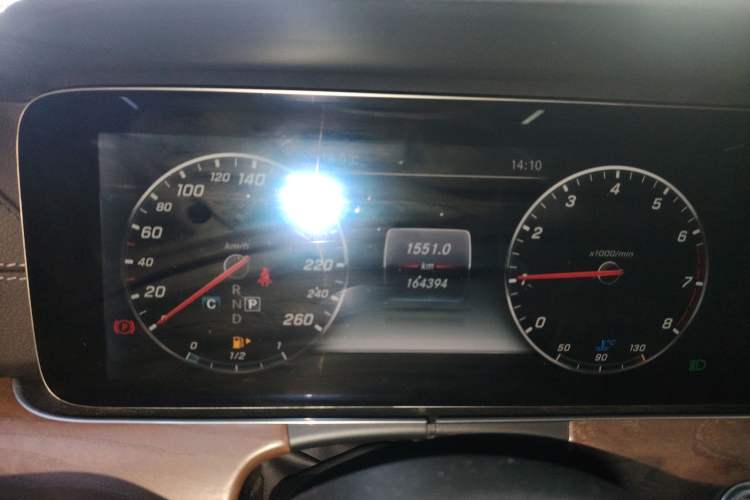 Used Mercedes-Benz E-Class 2016 E 300 L Stylish Model Instrument Cluster