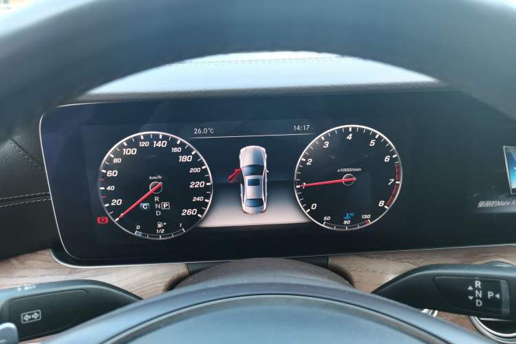 Used Mercedes-Benz E-Class 2016 E 300 L Stylish Model Instrument Cluster
