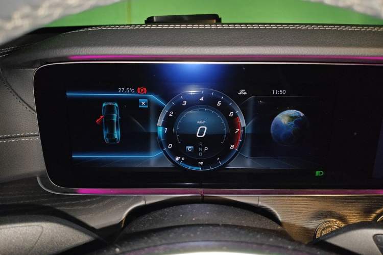 Used Mercedes-Benz E-Class 2016 E 300 L Sporty and Stylish Model Instrument Cluster
