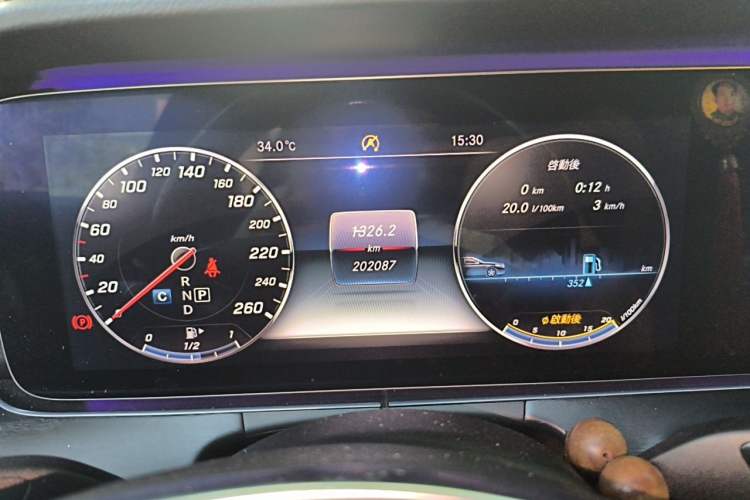 Used Mercedes-Benz E-Class 2016 E 200 L Sport Edition Instrument Cluster