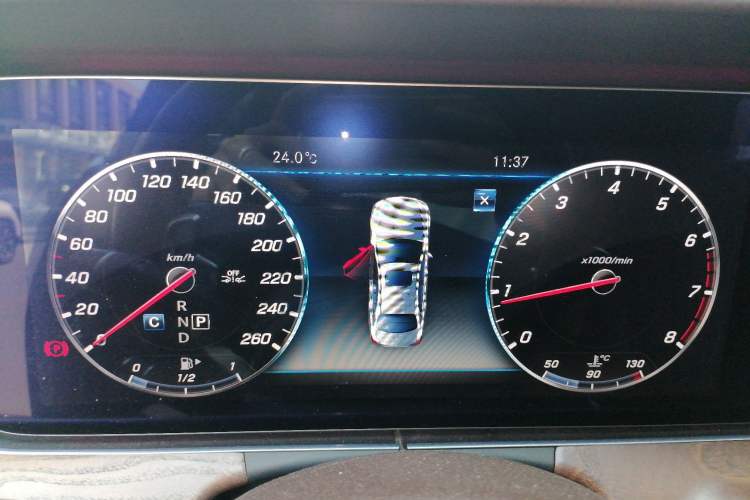 Used Mercedes-Benz E-Class 2016 E 300 L Stylish Model Instrument Cluster