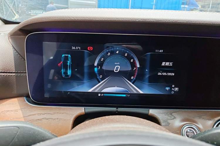 Used Mercedes-Benz E-Class 2016 E 200 L Instrument Cluster