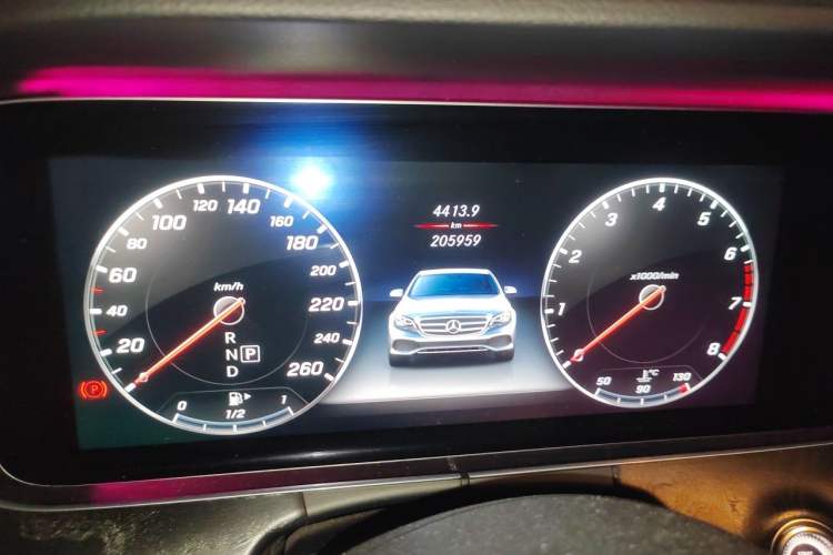 Used Mercedes-Benz E-Class 2016 E 300 L Sporty and Stylish Model Instrument Cluster