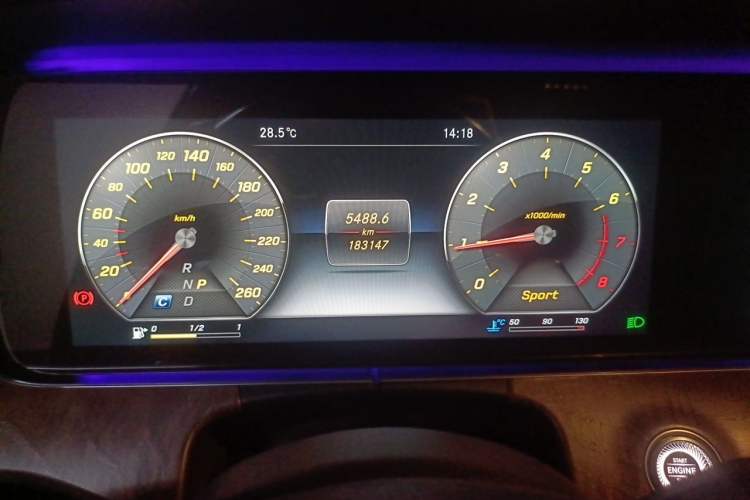 Used Mercedes-Benz E-Class 2016 E 200 L Instrument Cluster