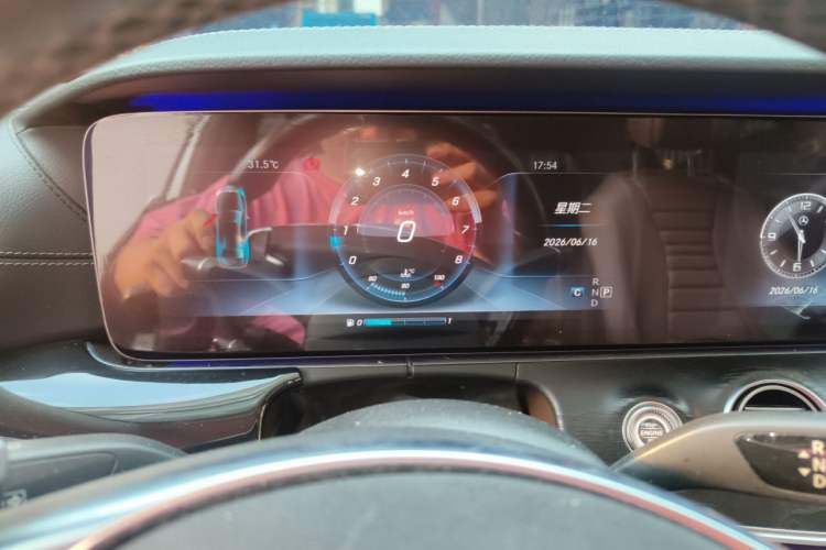Used Mercedes-Benz E-Class 2016 E 200 L Sport Edition Instrument Cluster