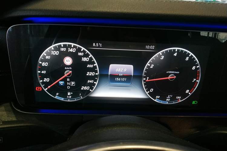 Used Mercedes-Benz E-Class 2016 E 300 L Sport Luxury Model Instrument Cluster