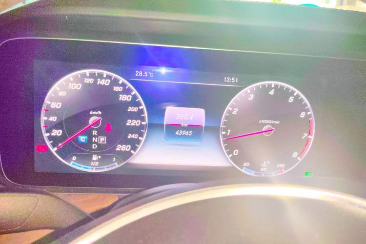 Used Mercedes-Benz E-Class 2016 E 200 L Instrument Cluster