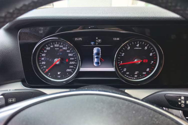 Used Mercedes-Benz E-Class 2016 E 300 L Sport Luxury Model Instrument Cluster