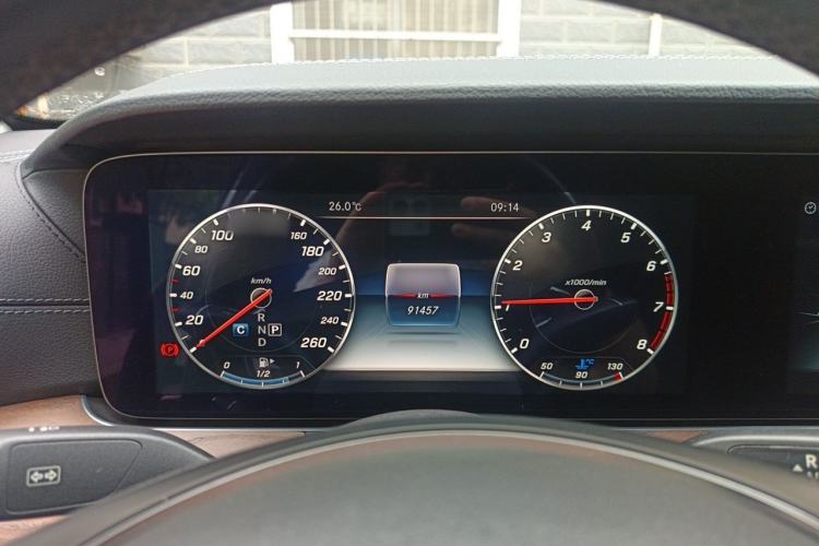 Used Mercedes-Benz E-Class 2016 E 300 L Stylish Model Instrument Cluster