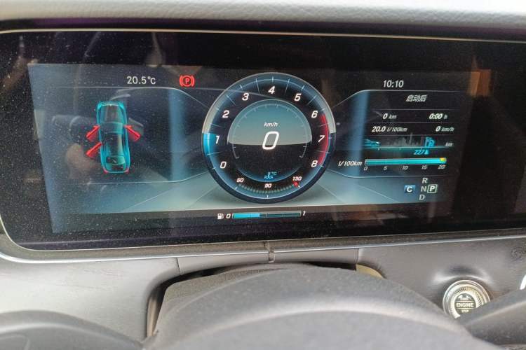Used Mercedes-Benz E-Class 2016 E 300 L Sporty and Stylish Model Instrument Cluster