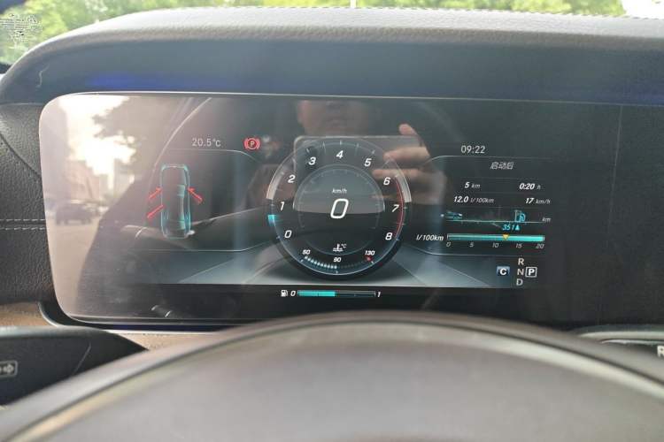 Used Mercedes-Benz E-Class 2016 E 200 L Instrument Cluster