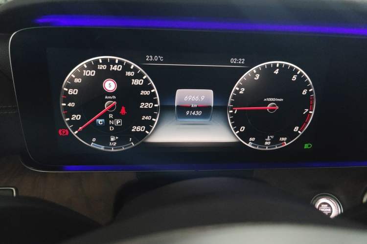 Used Mercedes-Benz E-Class 2016 E 300 L Stylish Model Instrument Cluster