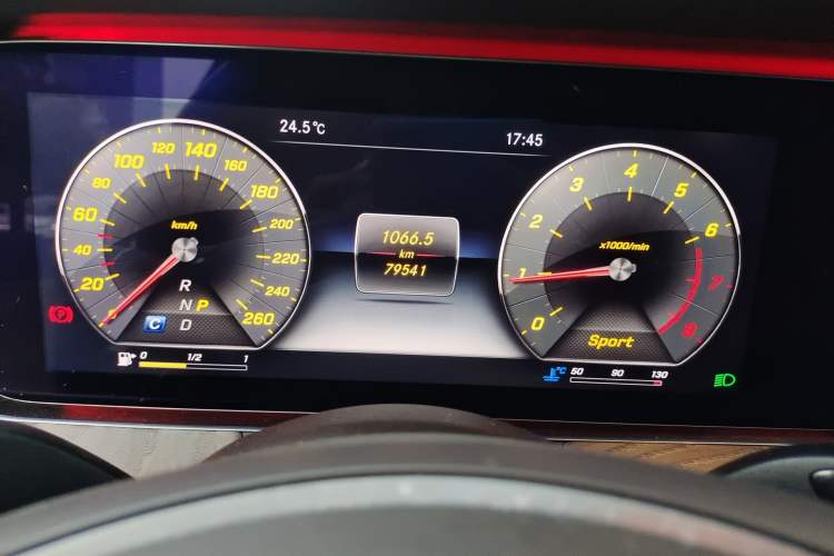 Used Mercedes-Benz E-Class 2016 E 200 L Instrument Cluster
