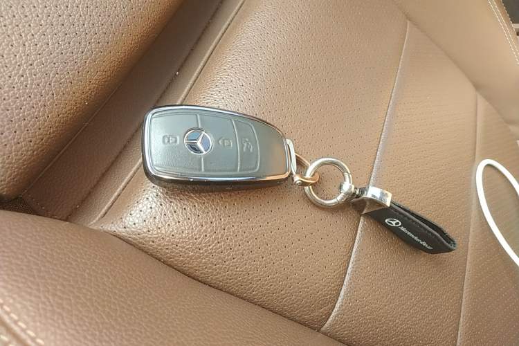 Used Mercedes-Benz E-Class 2016 E 200 L Sport Edition Interior 1