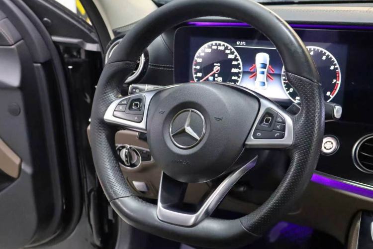 Used Mercedes-Benz E-Class 2016 E 200 L Sport Edition Interior 2