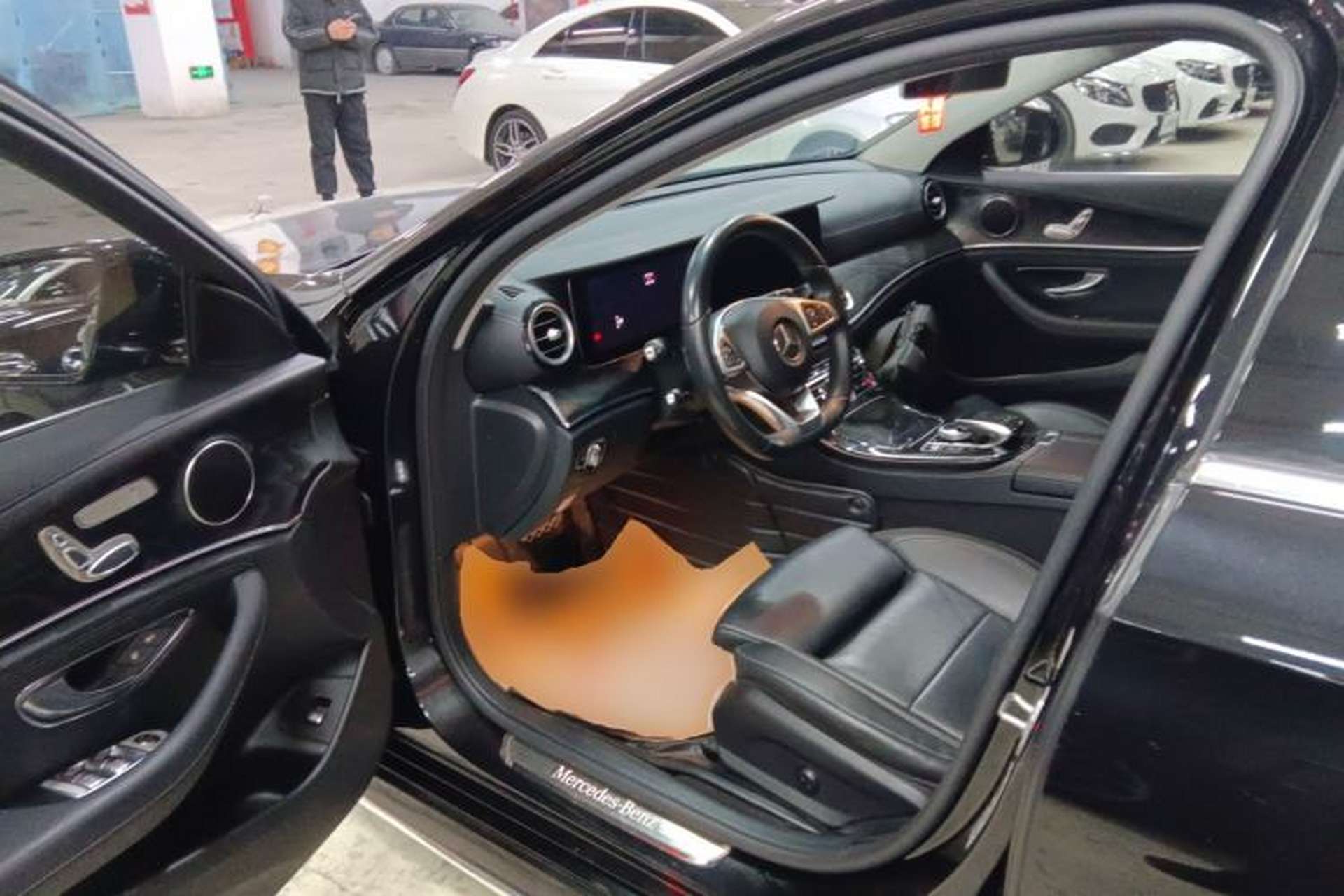 Used Mercedes-Benz E-Class 2016 E 200 L Sport Edition Interior 3