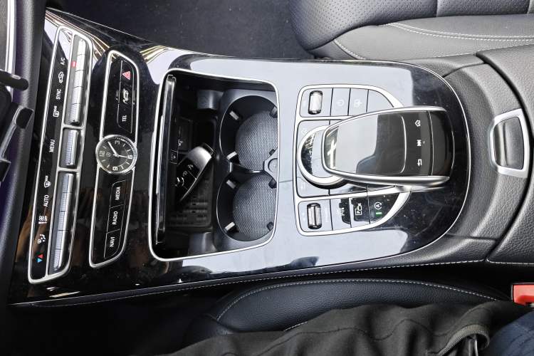 Used Mercedes-Benz E-Class 2016 E 300 L Sport Luxury Model Interior 4