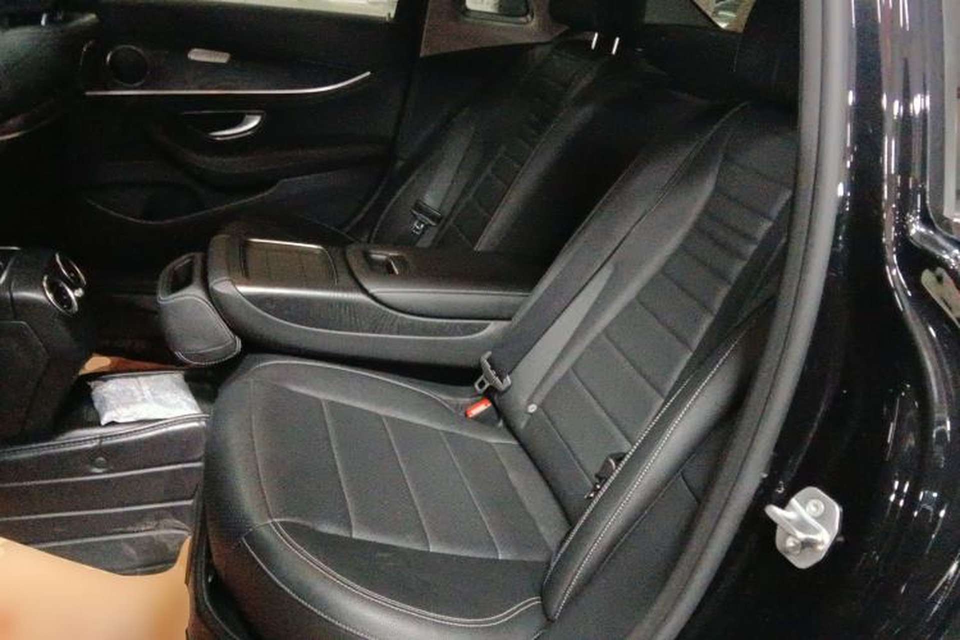 Used Mercedes-Benz E-Class 2016 E 200 L Sport Edition Interior 4